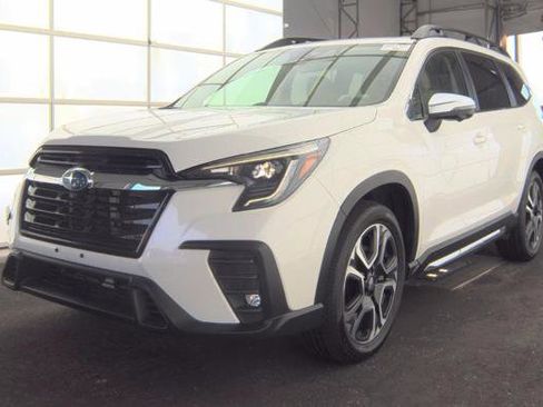 Used 2023 Subaru Ascent Limited w/ Technology Package AWD/4WD image 1