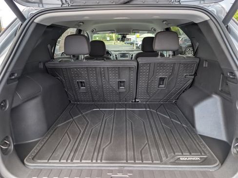 Used 2024 Chevrolet Equinox LT w/ LPO, Floor Liner Package FWD image 19