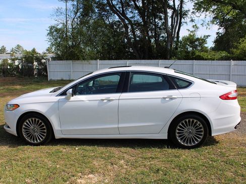 Used 2014 Ford Fusion Titanium image 12