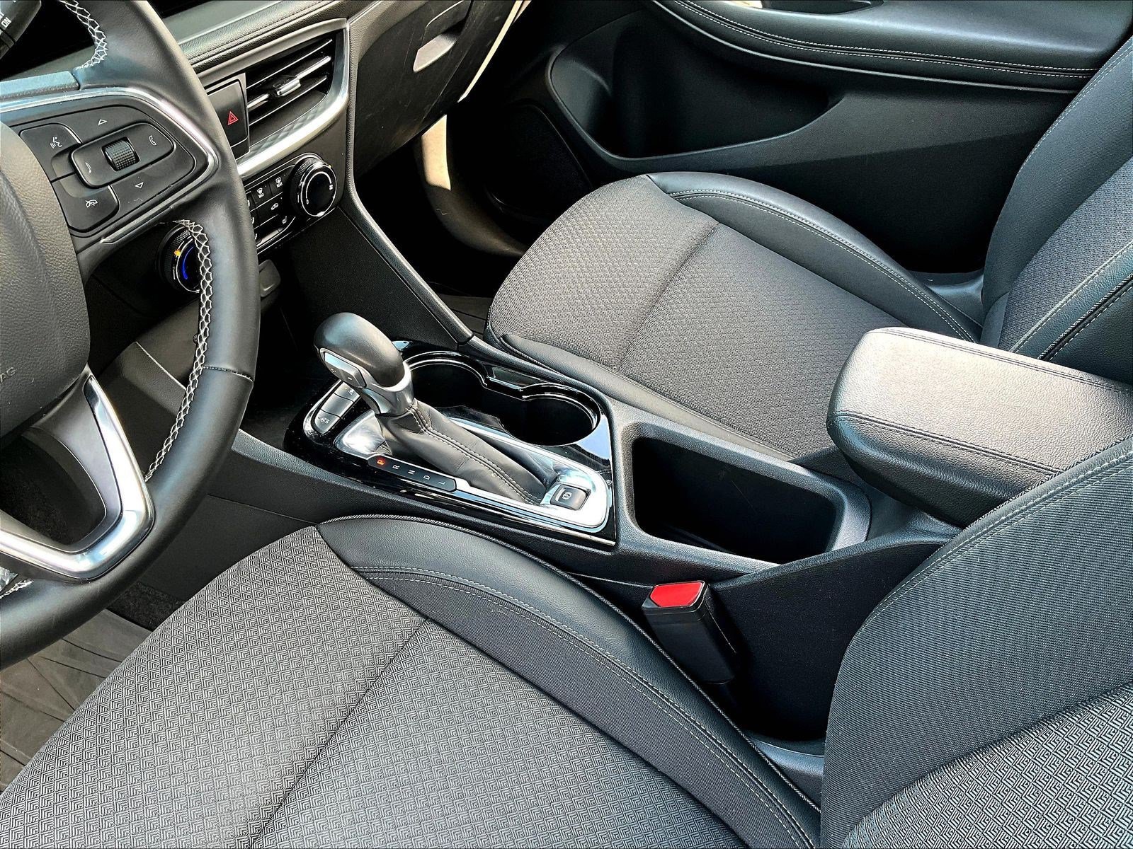 Used 2024 Buick Encore GX Preferred w/ Comfort Package FWD image 18
