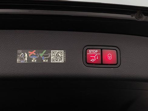 Certified 2023 Mercedes-Benz GLC 300 4MATIC image 6