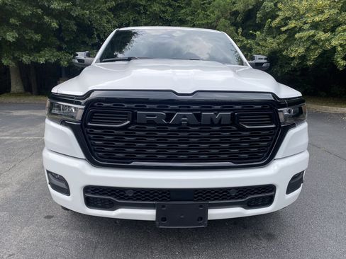 Used 2025 RAM 1500 Big Horn AWD/4WD image 3