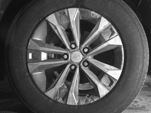 Used 2025 Chevrolet Equinox LT FWD image 14