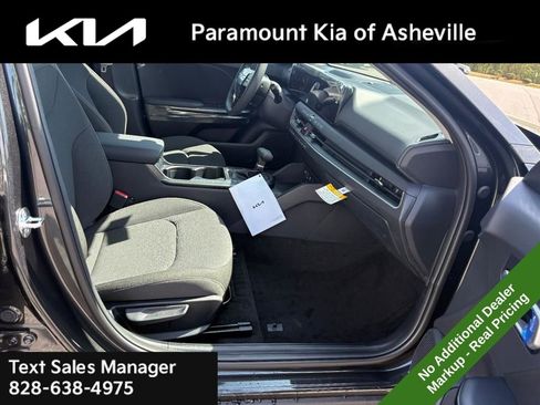 New 2026 Kia K4 FWD image 17