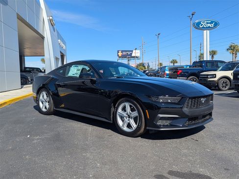New 2026 Ford Mustang Coupe image 2
