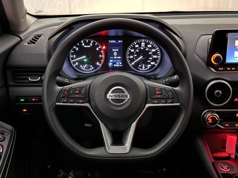 Used 2021 Nissan Sentra S image 30