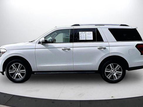 Used 2024 Ford Expedition Limited AWD/4WD image 5