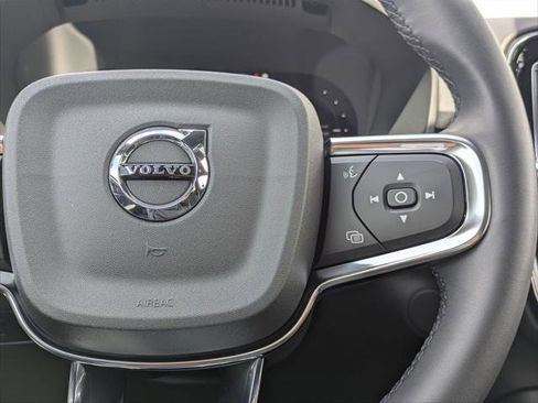 Used 2023 Volvo XC40 Recharge Ultimate AWD/4WD image 14