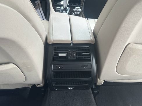 Used 2013 BMW 528i xDrive Sedan image 20