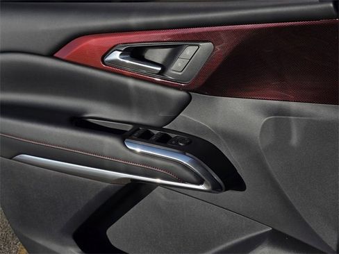 Used 2026 Chevrolet Traverse Z71 w/ Driver Confidence Package image 21