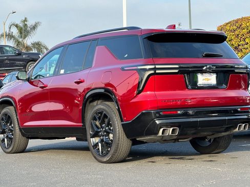 Used 2024 Chevrolet Traverse RS w/ LPO, Floor Liner Package image 7