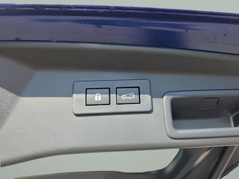 Used 2026 Subaru Outback Premium AWD/4WD image 14