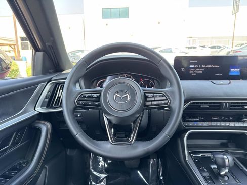 Certified 2025 MAZDA CX-70 Plug-In Hybrid w/ Premium Plus image 10