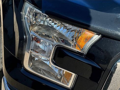 Used 2016 Ford F150 XLT w/ XTR Package image 30