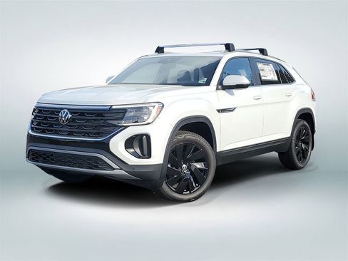 New 2026 Volkswagen Atlas Cross Sport SE FWD image 1
