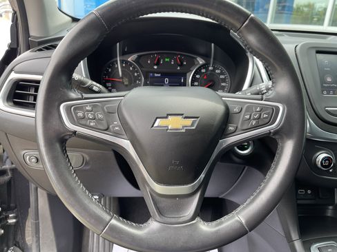 Used 2022 Chevrolet Equinox LT image 23