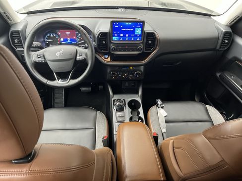 Used 2024 Ford Bronco Sport Outer Banks w/ Tech Package image 4