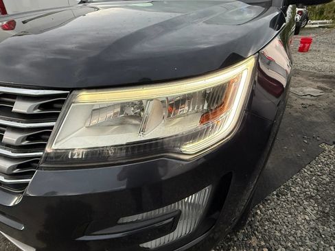 Used 2017 Ford Explorer Limited w/ Equipment Group 301A AWD/4WD image 65