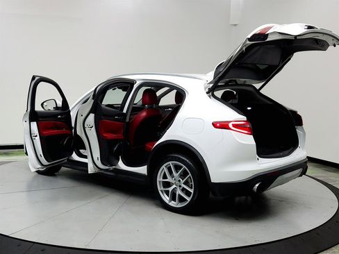 Used 2019 Alfa Romeo Stelvio AWD image 12