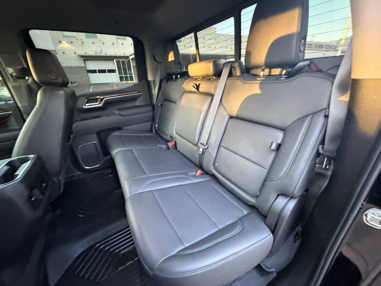 Used 2022 Chevrolet Silverado 1500 LT Trail Boss w/ LT Trail Boss Premium Package AWD/4WD image 14