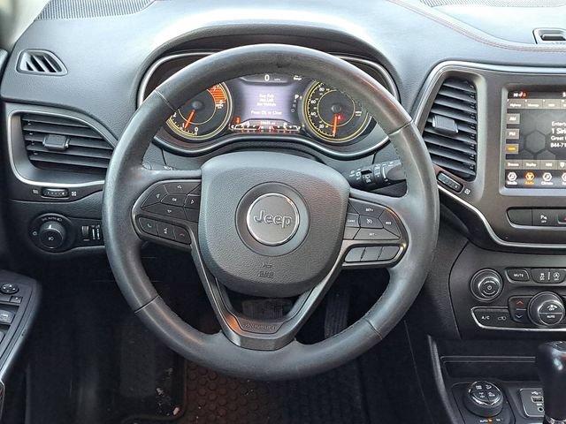 Used 2022 Jeep Cherokee Trailhawk AWD/4WD image 24