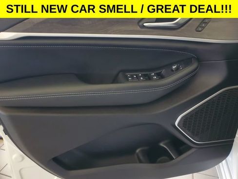 Used 2026 Jeep Grand Cherokee Limited AWD/4WD image 10