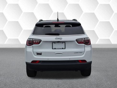 Certified 2025 Jeep Compass Limited AWD/4WD image 4