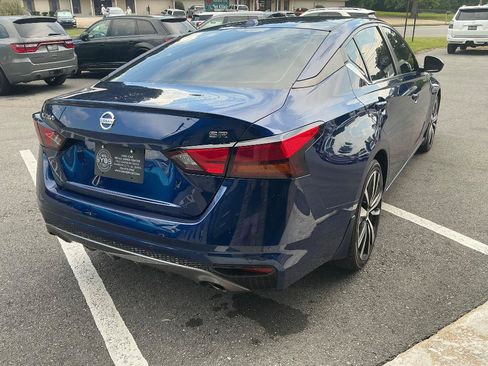 Used 2020 Nissan Altima 2.5 SR FWD image 4
