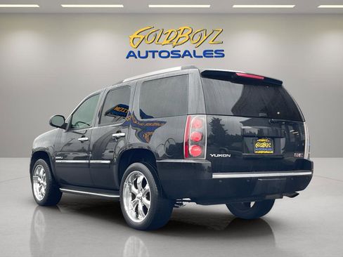 Used 2014 GMC Yukon Denali image 6