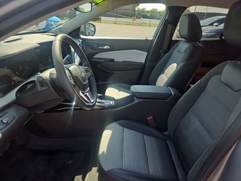 Used 2025 Chevrolet Trax LT w/ Driver Confidence Package FWD image 10