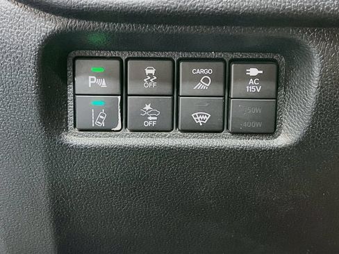 Used 2024 Honda Ridgeline Black Edition image 10