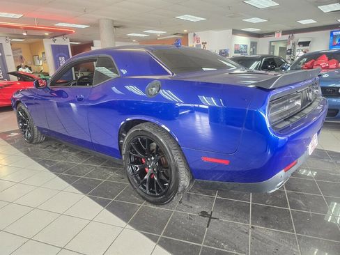 Used 2018 Dodge Challenger R/T Scat Pack w/ Dynamics Package image 6