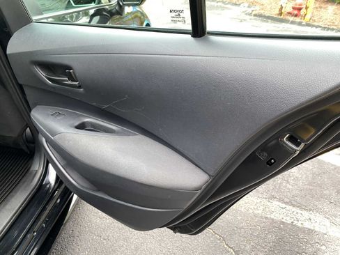 Used 2024 Toyota Corolla LE w/ LE Convenience Package FWD image 34
