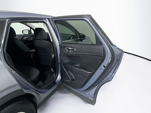 Used 2025 Kia Sportage LX FWD image 28