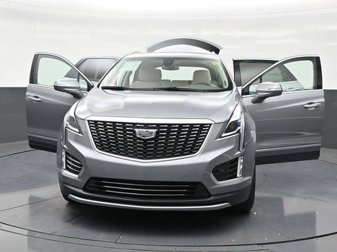 Used 2024 Cadillac XT5 Premium Luxury FWD image 34