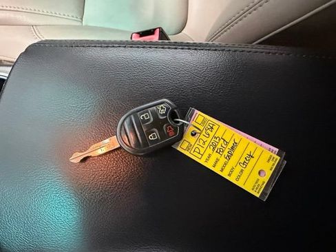 Used 2013 Ford Explorer XLT FWD image 41