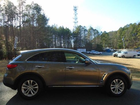 Used 2015 INFINITI QX70 Base AWD 4dr SUV image 4