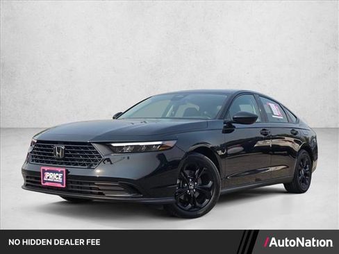 Used 2025 Honda Accord SE image 1
