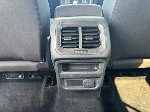 Used 2020 Volkswagen Tiguan S FWD image 34