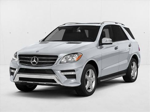 Used 2015 Mercedes-Benz ML 400 4MATIC image 1