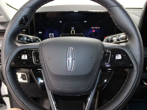 New 2026 Lincoln Aviator Reserve image 37