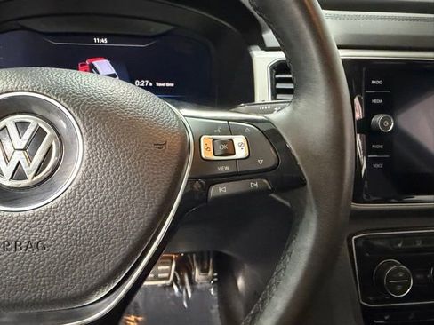 Used 2019 Volkswagen Atlas SEL R-Line image 19