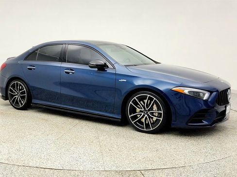 Used 2021 Mercedes-Benz A 35 AMG 4MATIC image 3