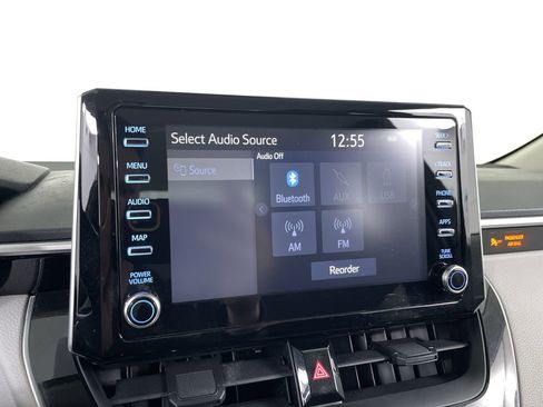 Used 2020 Toyota Corolla LE image 14