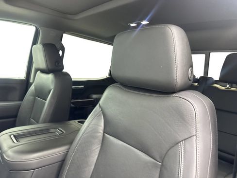 Used 2020 GMC Sierra 1500 SLT RWD image 30