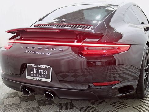 Used 2017 Porsche 911 Carrera 4S AWD/4WD image 13