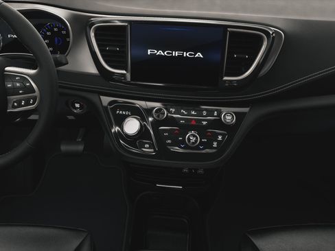 New 2027 Chrysler Pacifica Select AWD/4WD image 5