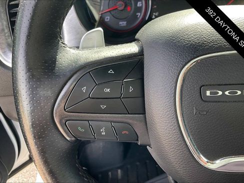 Used 2017 Dodge Charger R/T RWD image 17