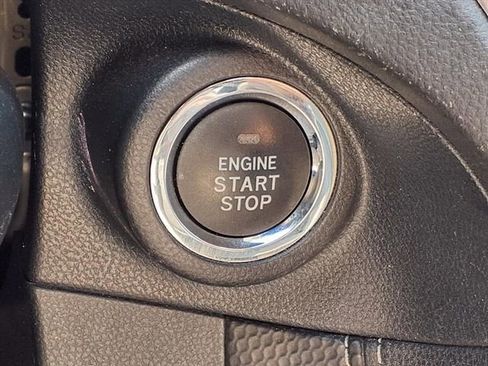 Used 2021 Subaru Forester Limited image 16