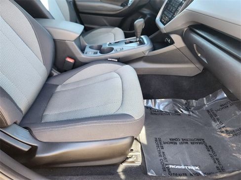 Used 2024 Subaru Crosstrek 2.0i Premium image 19